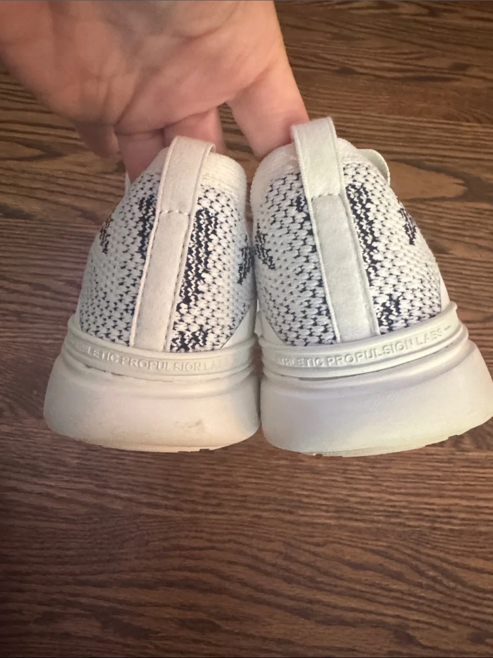 APL (Athletic Propulsion Labs) TechLoom Bliss Sneakers. Slip-on sock style. Sz 8